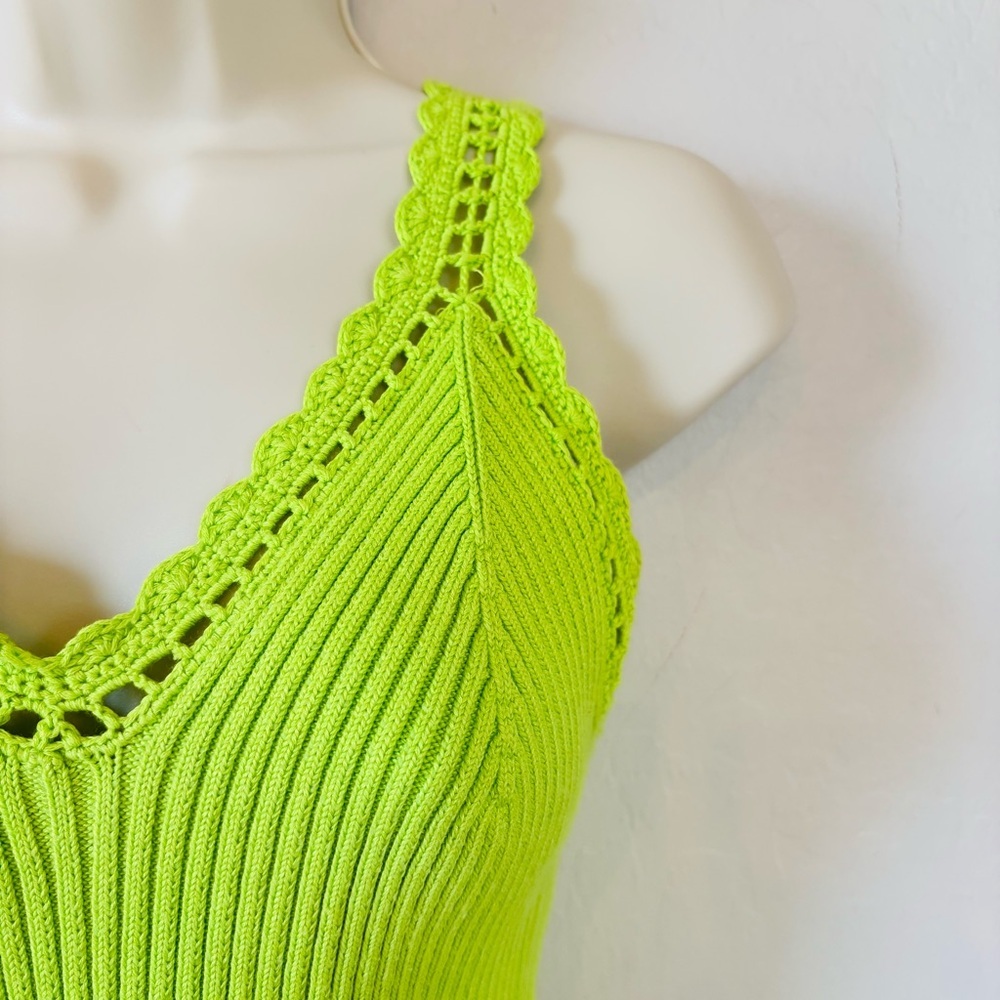 House of Harlow 1960 Neon Green Knit‎ Camisole - Picture 5 of 8